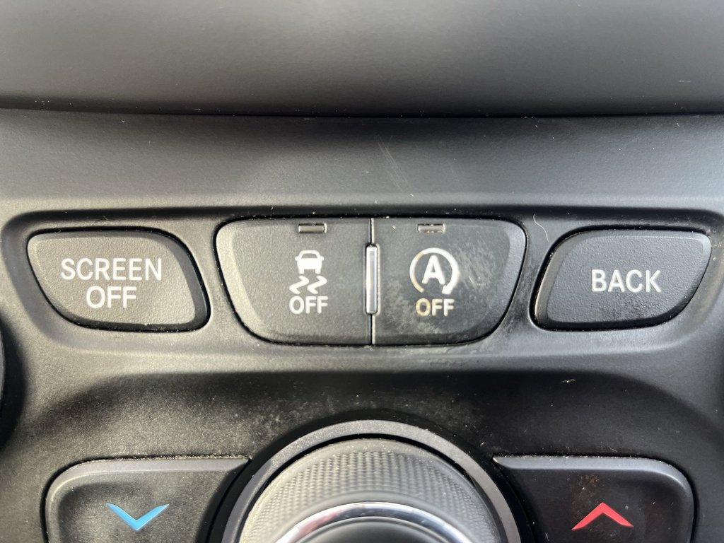 2016 Jeep Cherokee in Antigonish, Nova Scotia - 21 - w1024h768px