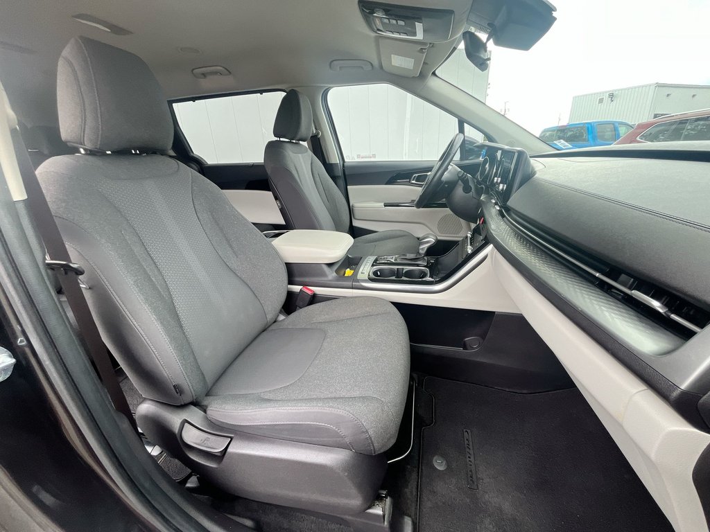 2022 Kia Carnival LX | Cam | USB | HtdWheel in Saint John, New Brunswick - 41 - w1024h768px