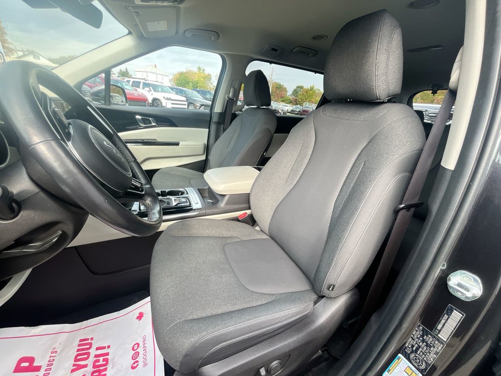 2022 Kia Carnival LX | Cam | USB | HtdWheel in Saint John, New Brunswick - 11 - w1024h768px