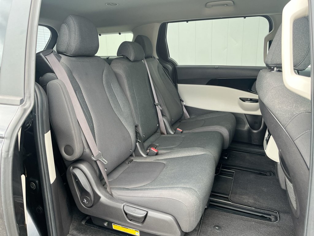 2022 Kia Carnival LX | Cam | USB | HtdWheel in Saint John, New Brunswick - 38 - w1024h768px