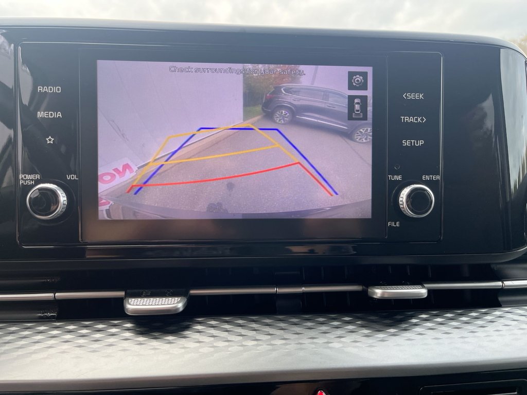 2022 Kia Carnival LX | Cam | USB | HtdWheel in Saint John, New Brunswick - 26 - w1024h768px