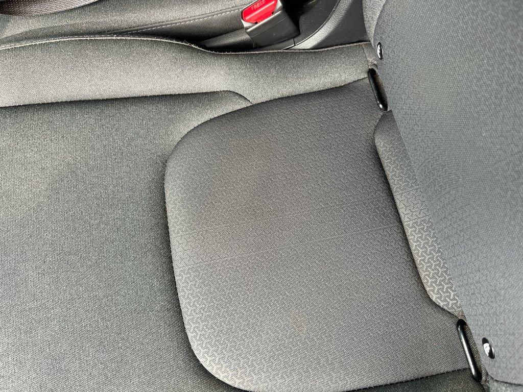 2022 Kia Carnival LX | Cam | USB | HtdWheel in Saint John, New Brunswick - 33 - w1024h768px