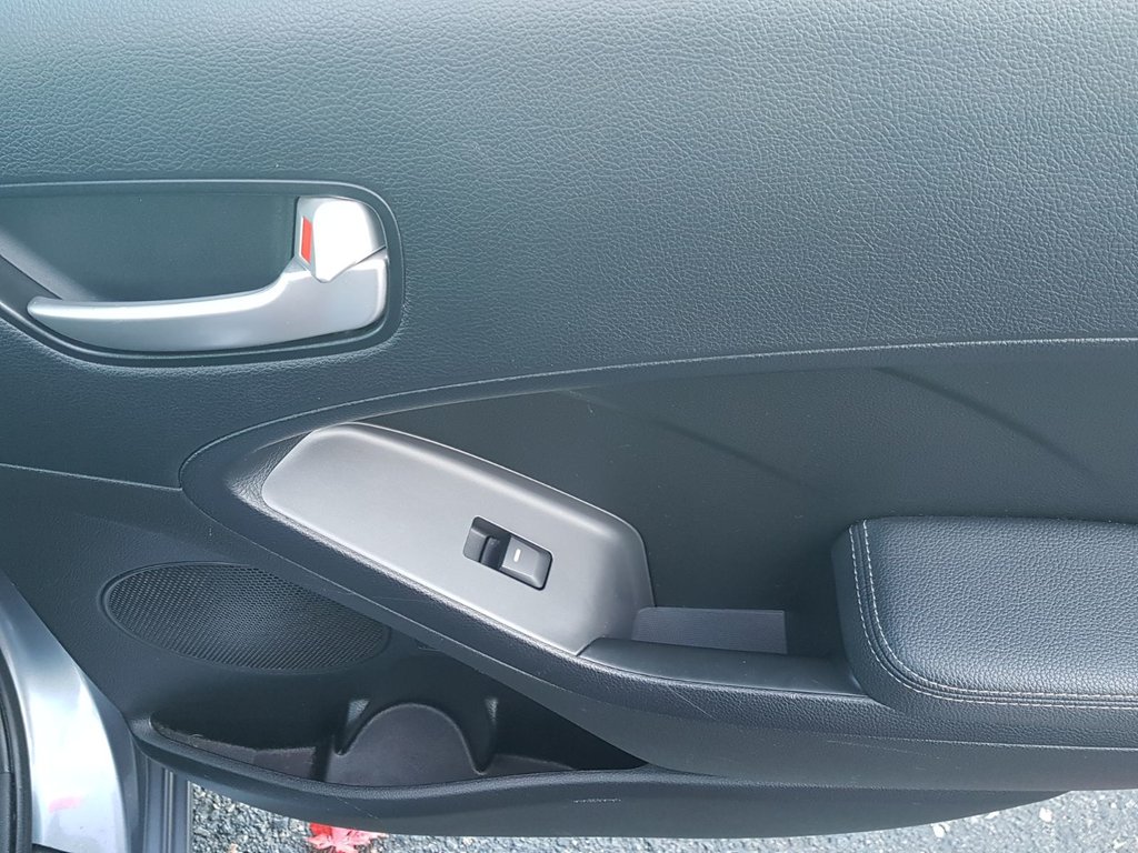 2017 Kia FORTE LX | USB | Bluetooth | Keyless | Cruise in Saint John, New Brunswick - 56 - w1024h768px