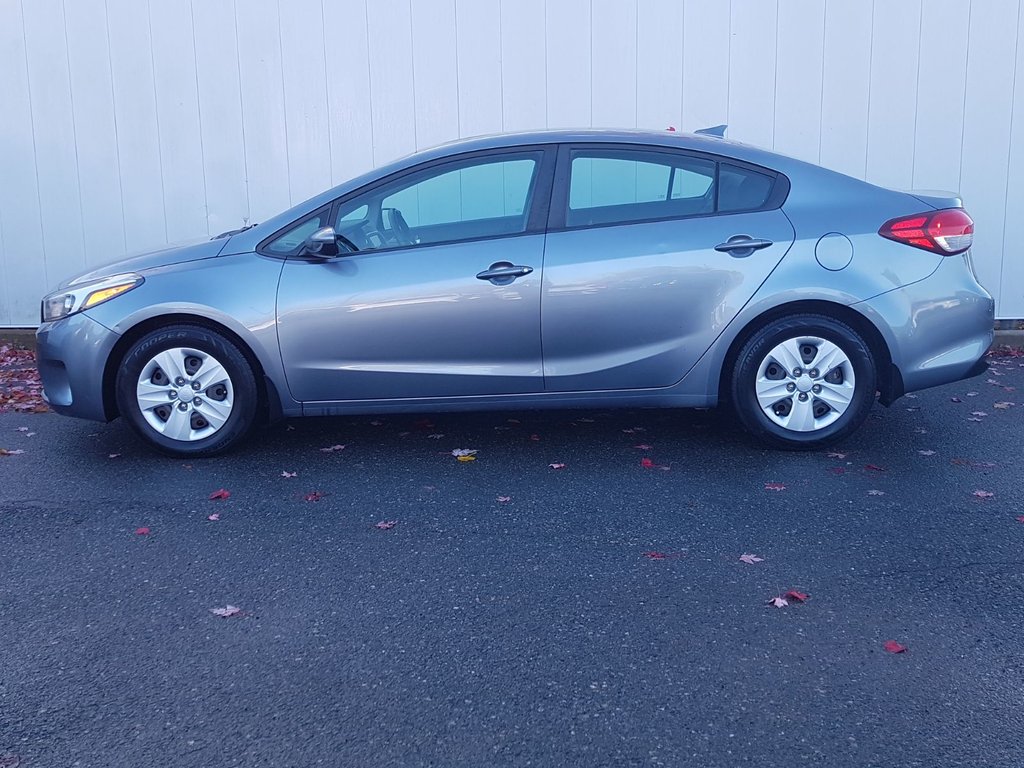 2017 Kia FORTE LX | USB | Bluetooth | Keyless | Cruise in Saint John, New Brunswick - 7 - w1024h768px