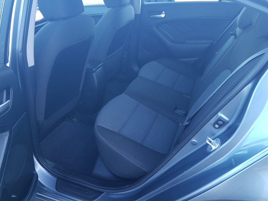 2017 Kia FORTE LX | USB | Bluetooth | Keyless | Cruise in Saint John, New Brunswick - 48 - w1024h768px