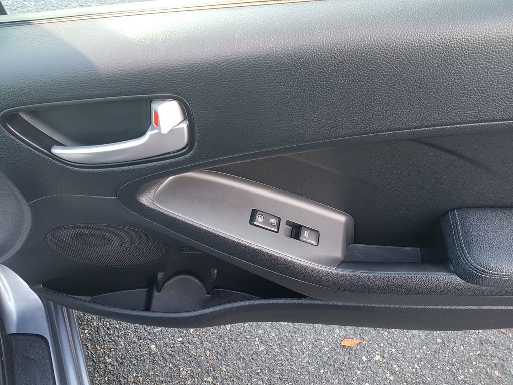 2017 Kia FORTE LX | USB | Bluetooth | Keyless | Cruise in Saint John, New Brunswick - 60 - w1024h768px