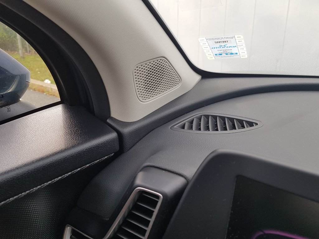 2024 Kia Sportage LX in Saint John, New Brunswick - 34 - w1024h768px