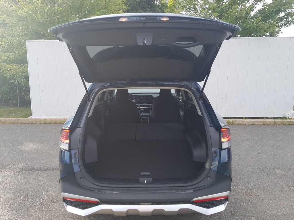 2024 Kia Sportage LX in Saint John, New Brunswick - 38 - w1024h768px
