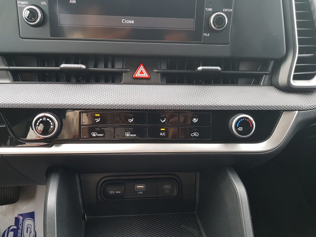 2024 Kia Sportage LX in Saint John, New Brunswick - 25 - w1024h768px