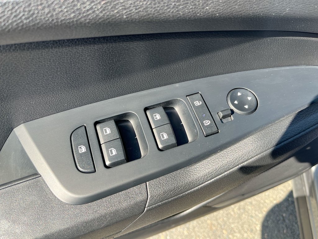 2024 Kia Sportage in Antigonish, Nova Scotia - 15 - w1024h768px