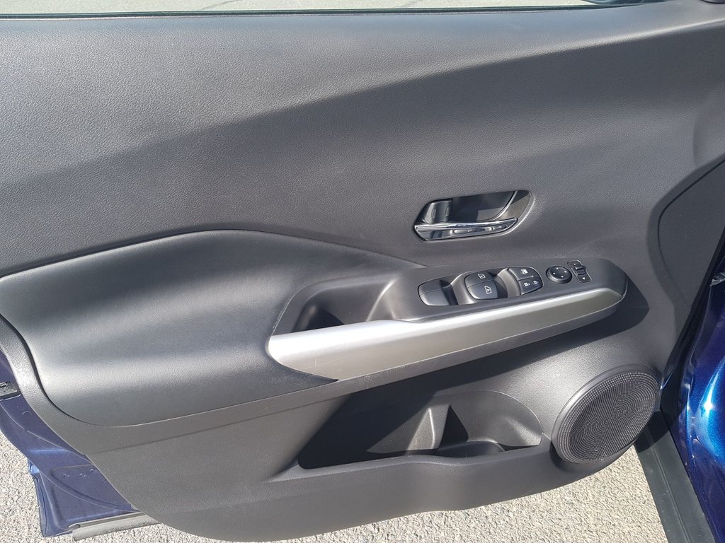2019 Nissan Kicks SR | Leather | Cam | USB | HtdSeats in Saint John, New Brunswick - 22 - w1024h768px
