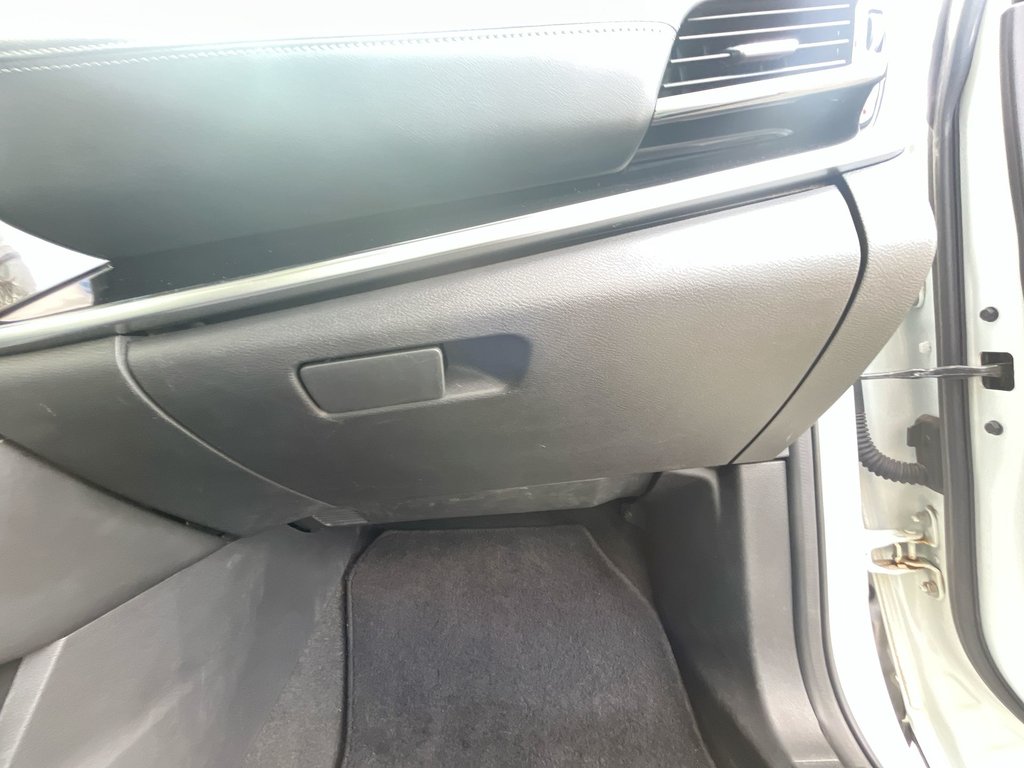 2022 Nissan Rogue SL | Leather | Roof | Nav | Cam | USB | HtdWheel in Saint John, New Brunswick - 43 - w1024h768px