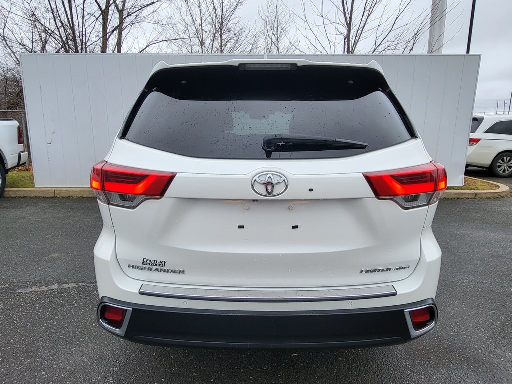 2018  Highlander Limited | Leather | SunRoof | Nav | Cam | USB | XM in Saint John, New Brunswick - 4 - w1024h768px