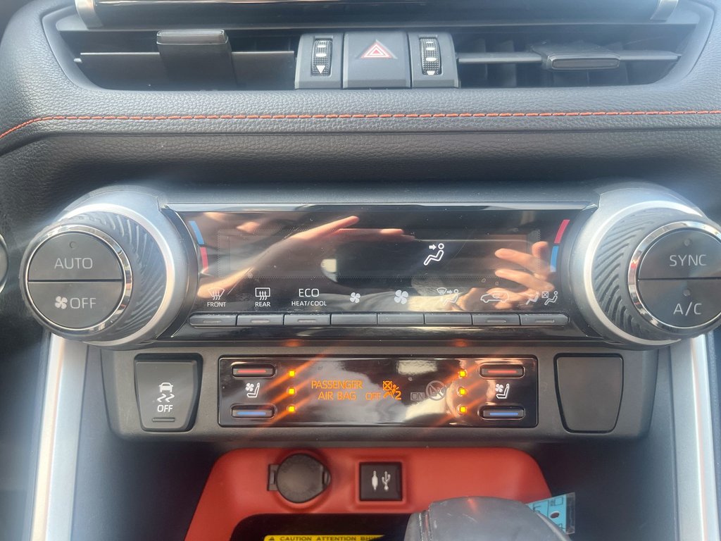 2019 Toyota RAV4 Trail | Leather | Sunroof | Cam | USB HtdWheel in Saint John, New Brunswick - 27 - w1024h768px