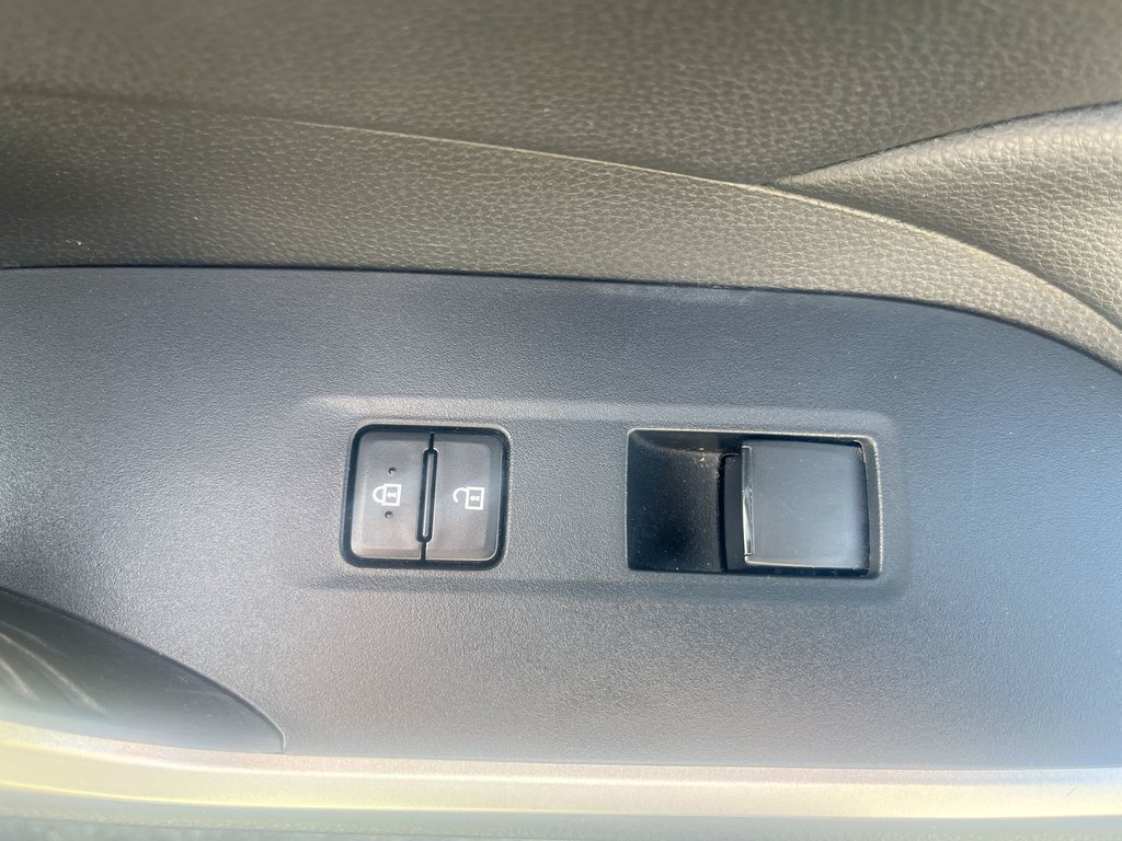 2019 Toyota RAV4 Trail | Leather | Sunroof | Cam | USB HtdWheel in Saint John, New Brunswick - 46 - w1024h768px