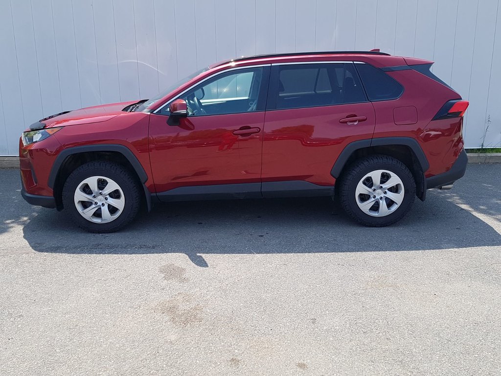 Toyota RAV4 LE Cam | USB | Htd. Seats | Bluetooth | Keyless 2020 à Saint John, Nouveau-Brunswick - 5 - w1024h768px