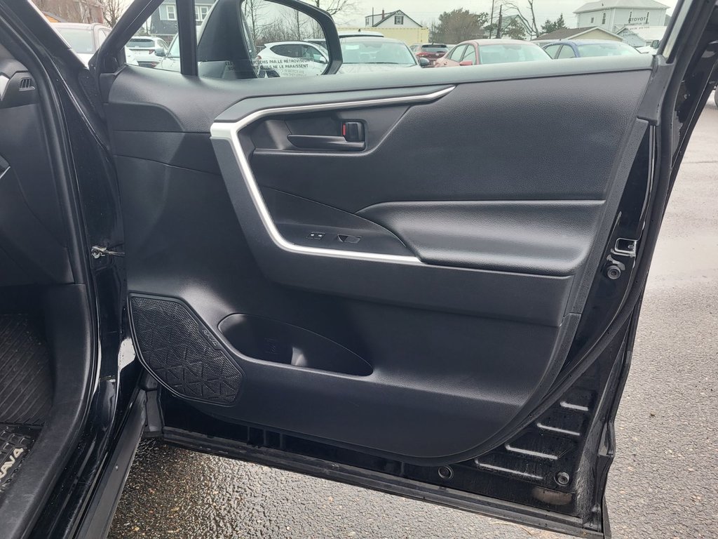 2022 Toyota RAV4 in Antigonish, Nova Scotia - 42 - w1024h768px