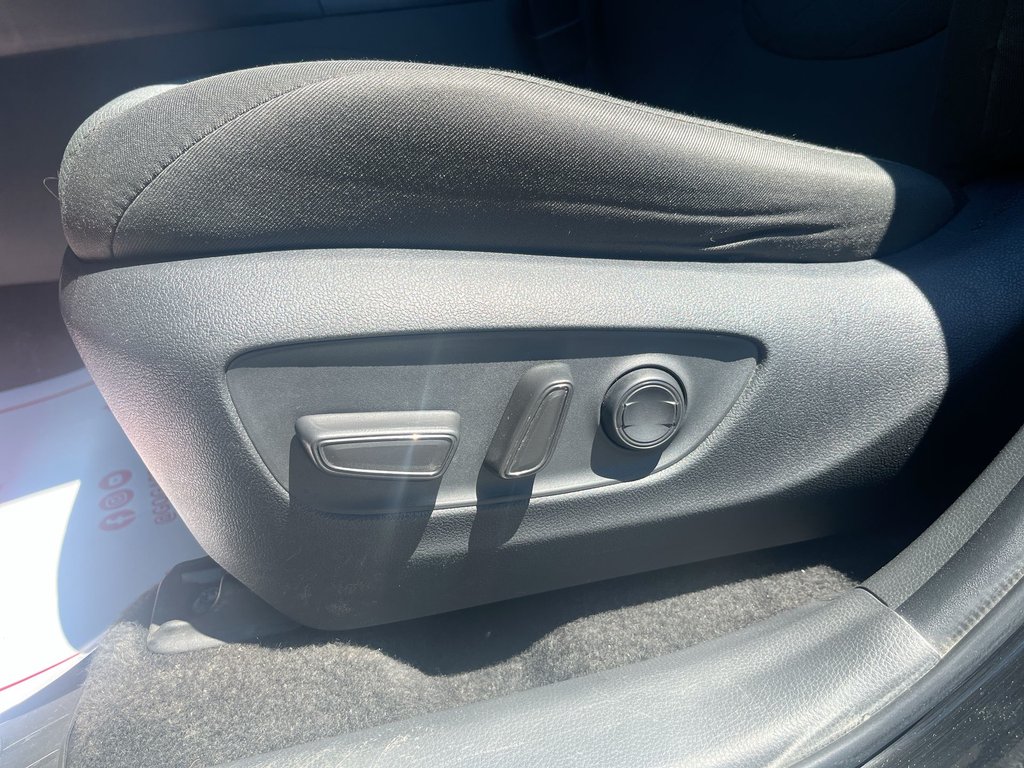 2023 Toyota RAV4 in Antigonish, Nova Scotia - 14 - w1024h768px