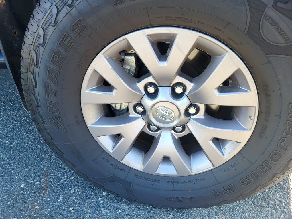 2016 Toyota Tacoma in Antigonish, Nova Scotia - 12 - w1024h768px