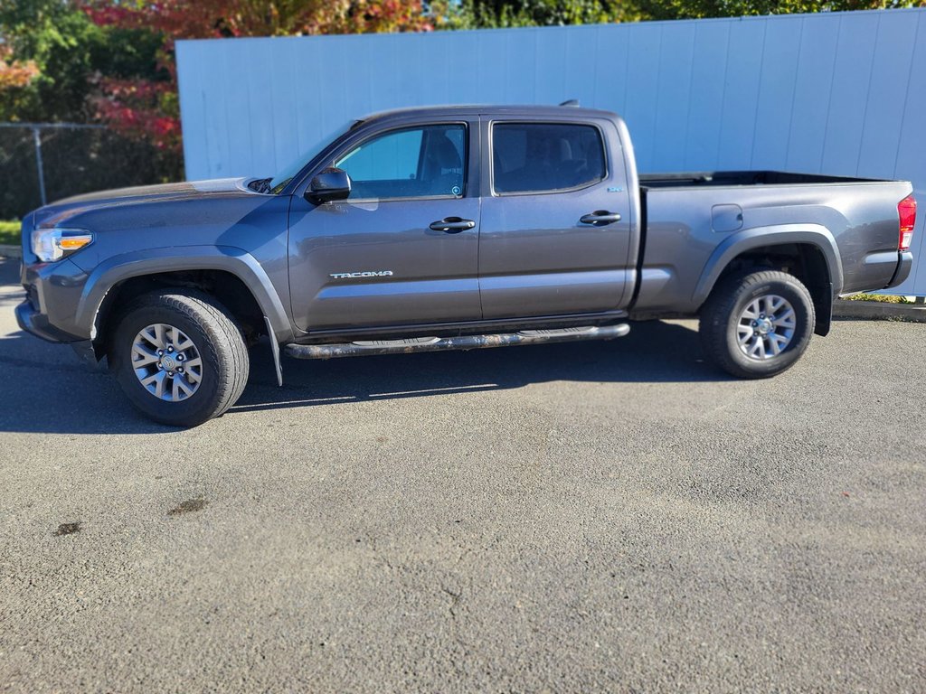 2016 Toyota Tacoma in Antigonish, Nova Scotia - 8 - w1024h768px