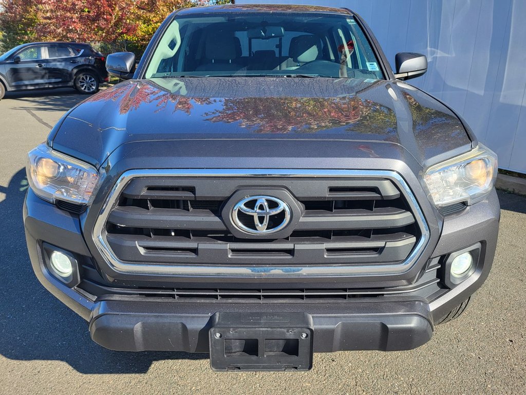 2016 Toyota Tacoma in Antigonish, Nova Scotia - 11 - w1024h768px