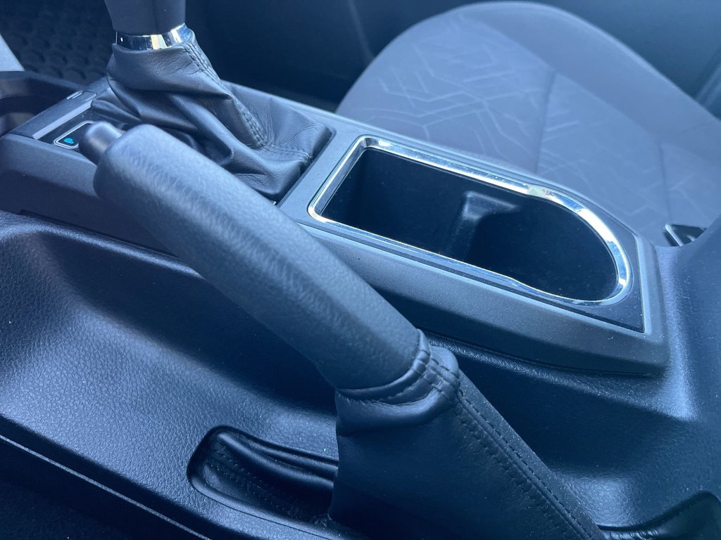 2017 Toyota Tacoma in Antigonish, Nova Scotia - 29 - w1024h768px