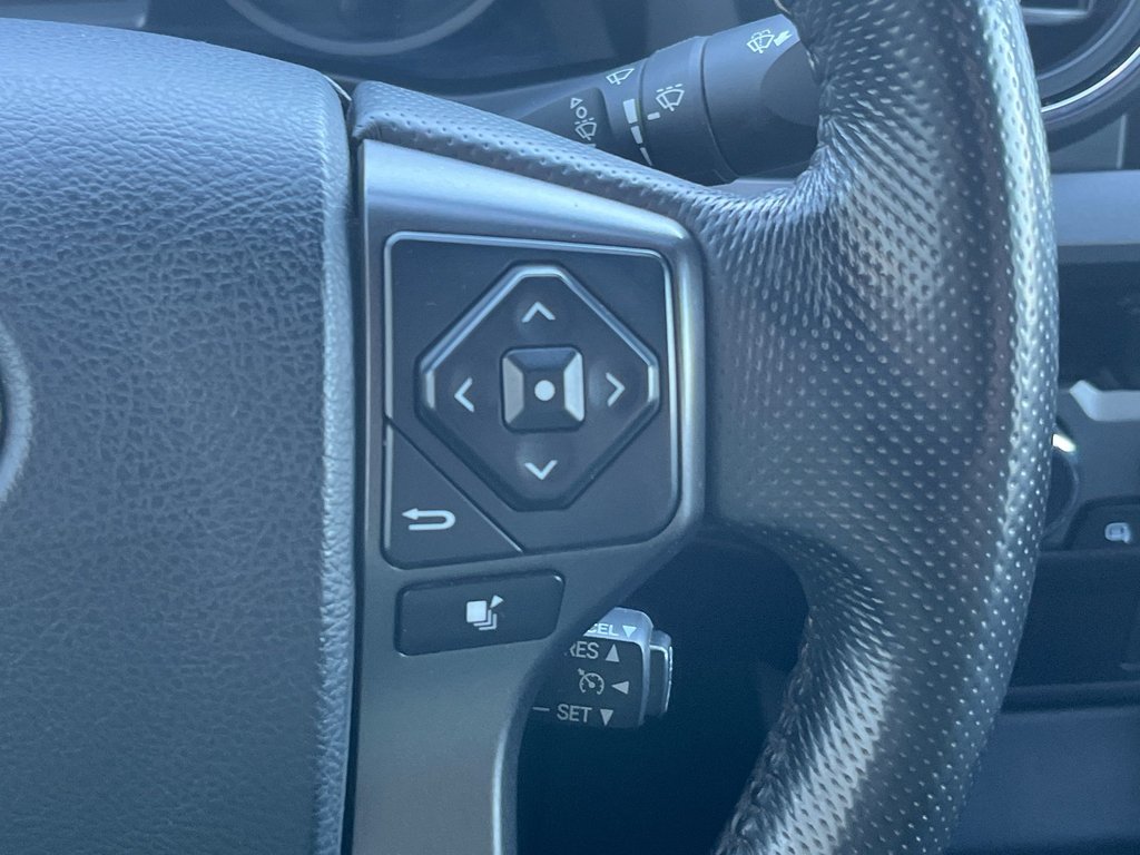 2017 Toyota Tacoma in Antigonish, Nova Scotia - 21 - w1024h768px
