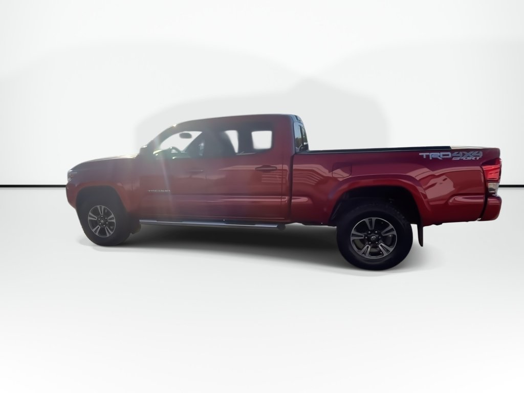 2017 Toyota Tacoma in Antigonish, Nova Scotia - 7 - w1024h768px