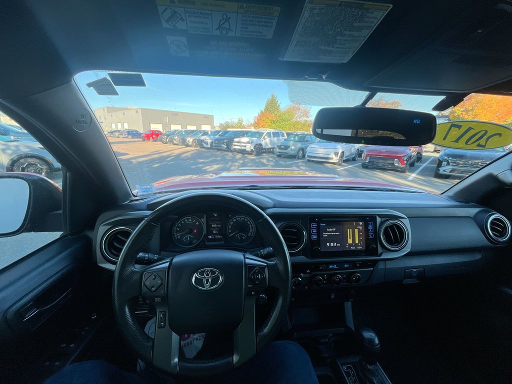 2017 Toyota Tacoma in Antigonish, Nova Scotia - 12 - w1024h768px