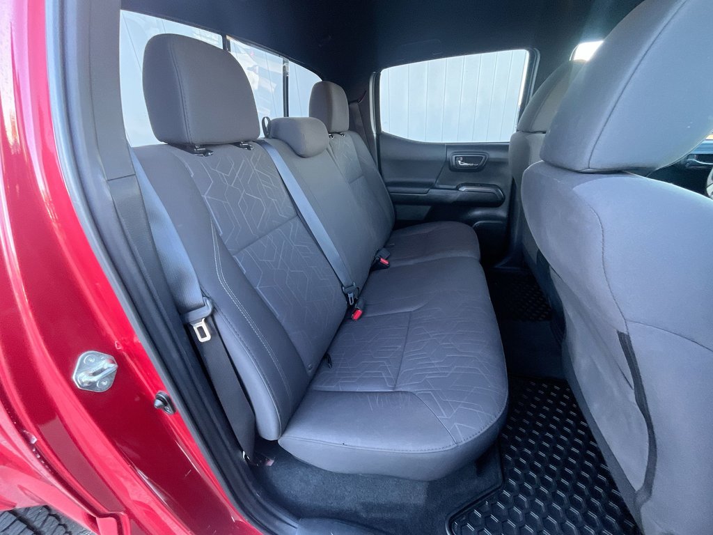 2017 Toyota Tacoma in Antigonish, Nova Scotia - 35 - w1024h768px