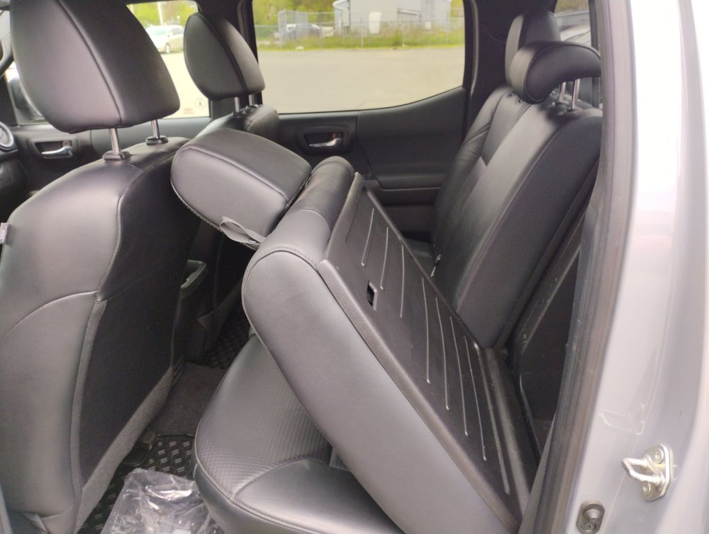 2020 Toyota Tacoma in Antigonish, Nova Scotia - 27 - w1024h768px
