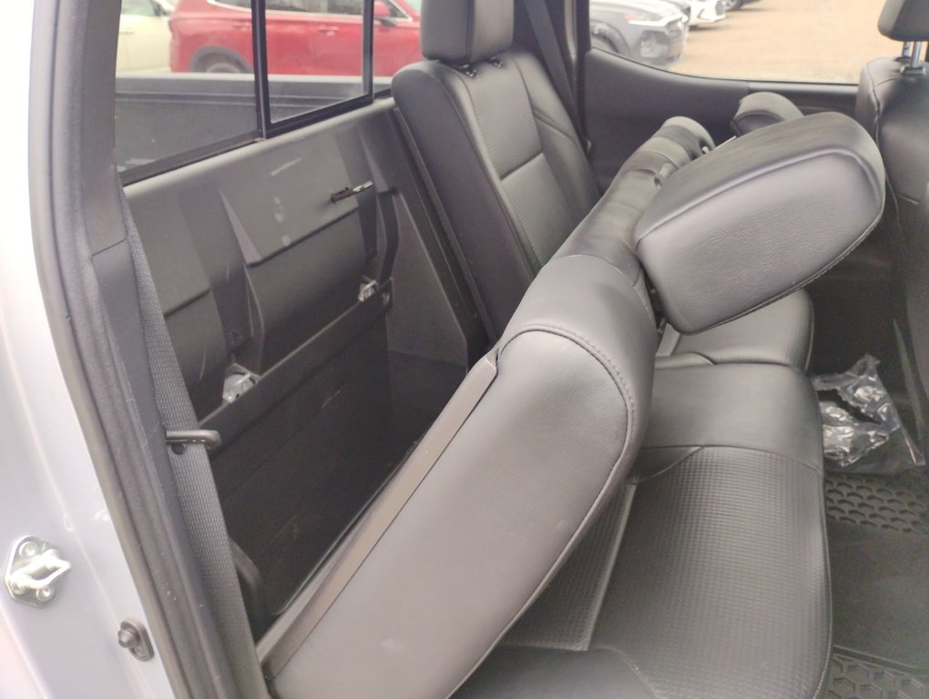 2020 Toyota Tacoma in Antigonish, Nova Scotia - 40 - w1024h768px