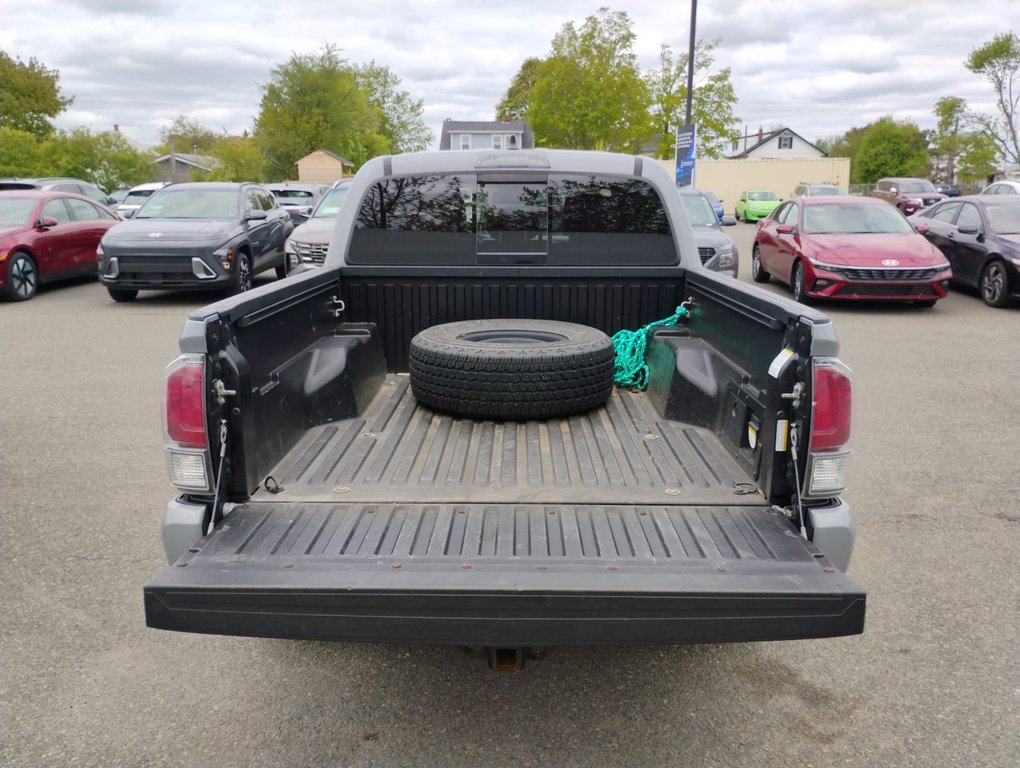 2020 Toyota Tacoma in Antigonish, Nova Scotia - 42 - w1024h768px