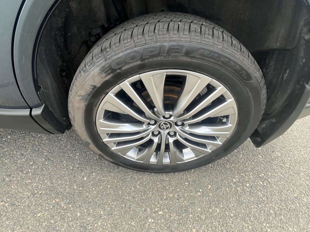 Toyota Venza XLE HEV | Leather | Cam | USB | HtdWheel 2024 à Saint John, Nouveau-Brunswick - 51 - w1024h768px