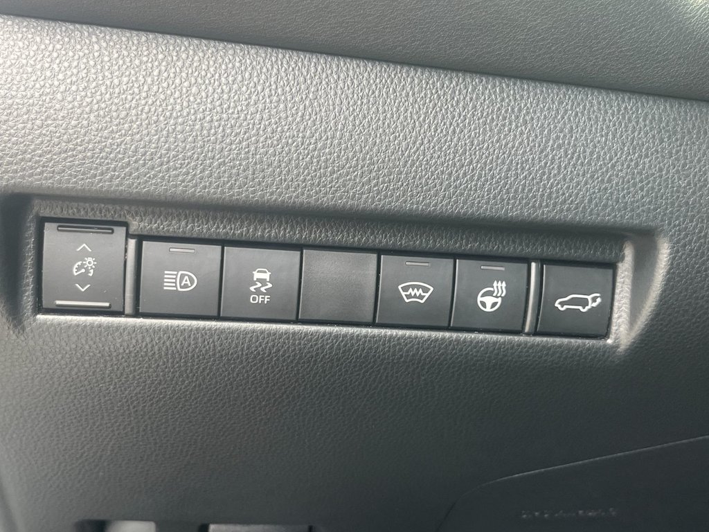 Toyota Venza XLE HEV | Leather | Cam | USB | HtdWheel 2024 à Saint John, Nouveau-Brunswick - 16 - w1024h768px