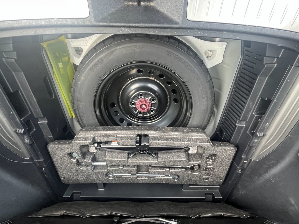 Toyota Venza XLE HEV | Leather | Cam | USB | HtdWheel 2024 à Saint John, Nouveau-Brunswick - 45 - w1024h768px
