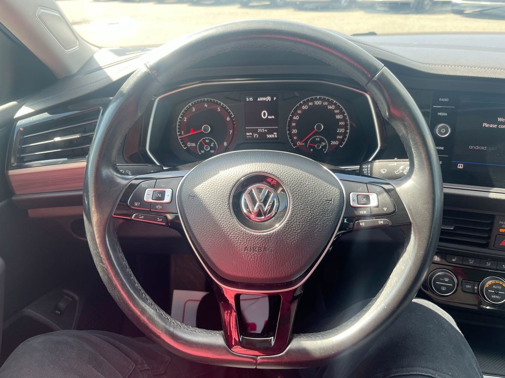 2019 Volkswagen Jetta Highline | Leather | Roof | Cam | USB | HtdSeats in Saint John, New Brunswick - 18 - w1024h768px