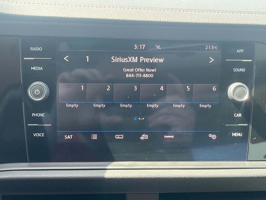 2019 Volkswagen Jetta Highline | Leather | Roof | Cam | USB | HtdSeats in Saint John, New Brunswick - 24 - w1024h768px
