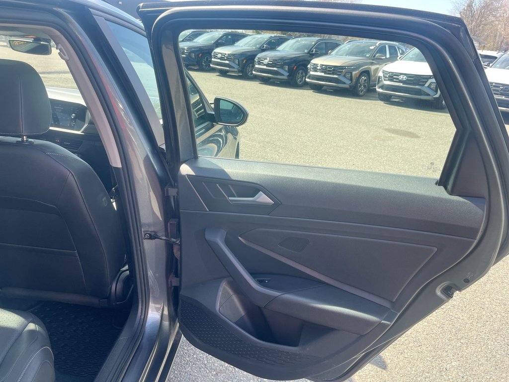 2019 Volkswagen Jetta Highline | Leather | Roof | Cam | USB | HtdSeats in Saint John, New Brunswick - 40 - w1024h768px
