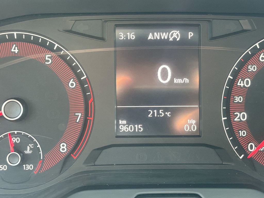 2019 Volkswagen Jetta Highline | Leather | Roof | Cam | USB | HtdSeats in Saint John, New Brunswick - 22 - w1024h768px