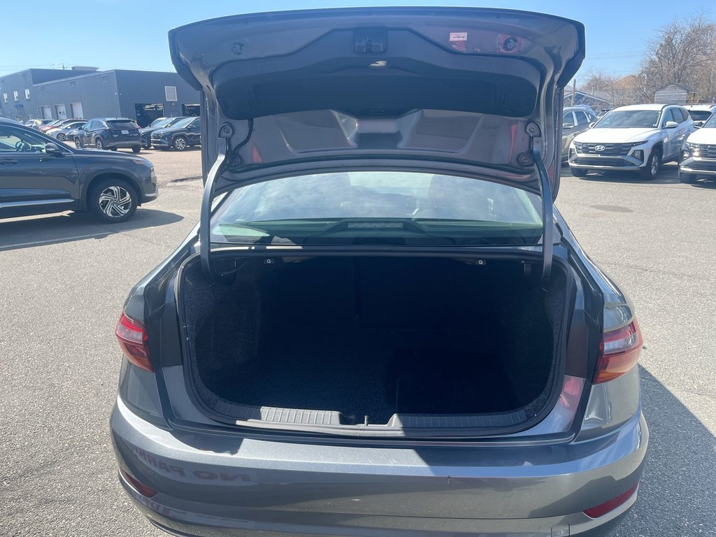 2019 Volkswagen Jetta Highline | Leather | Roof | Cam | USB | HtdSeats in Saint John, New Brunswick - 35 - w1024h768px