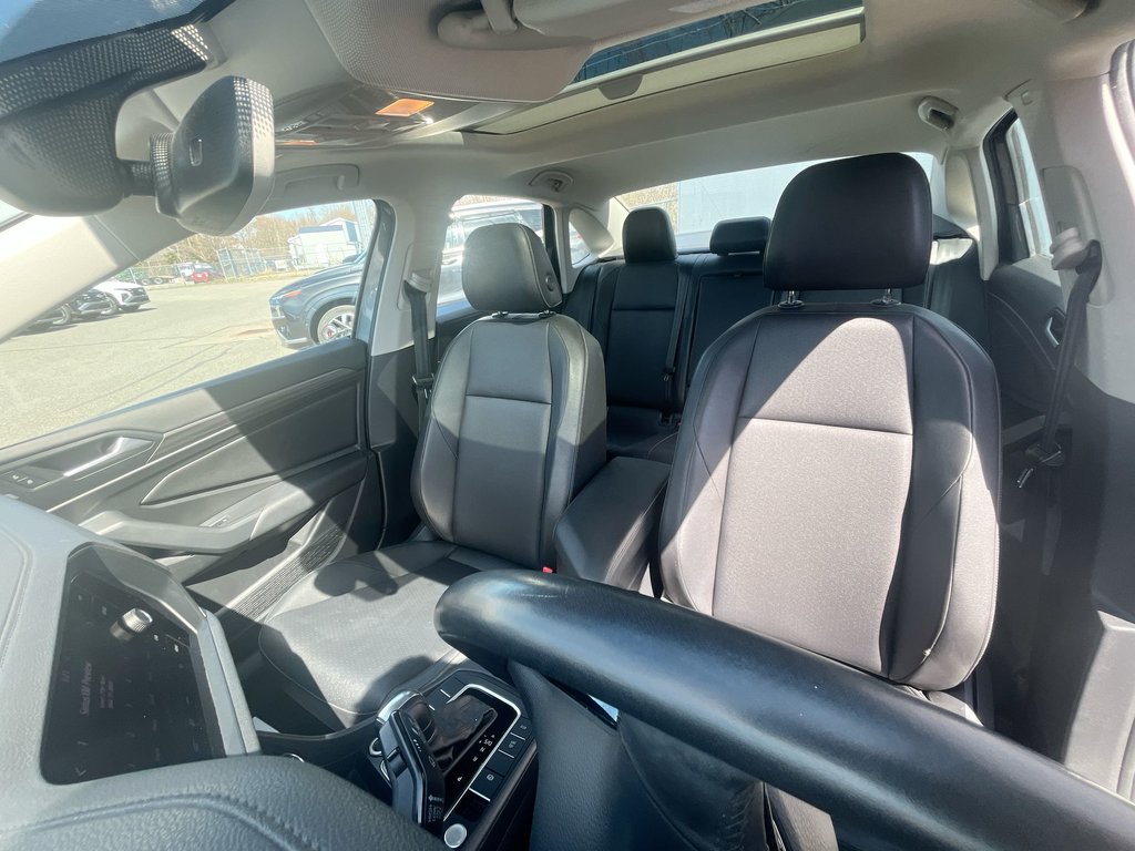 2019 Volkswagen Jetta Highline | Leather | Roof | Cam | USB | HtdSeats in Saint John, New Brunswick - 13 - w1024h768px