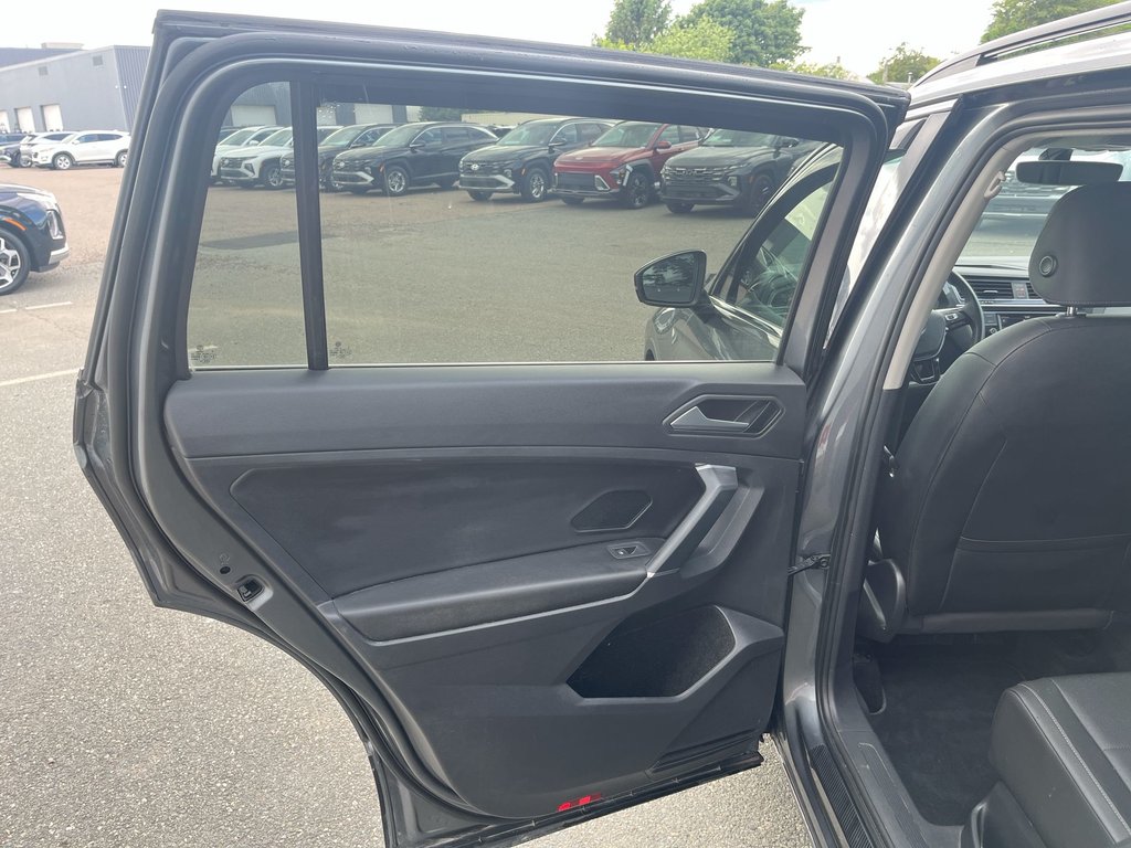 2020 Volkswagen Tiguan Comfortline | Leather | Cam | USB HtdSeats in Saint John, New Brunswick - 33 - w1024h768px