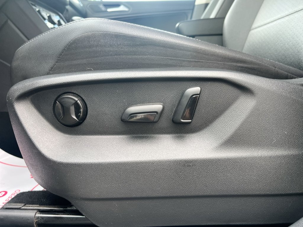 2020 Volkswagen Tiguan Comfortline | Leather | Cam | USB HtdSeats in Saint John, New Brunswick - 14 - w1024h768px