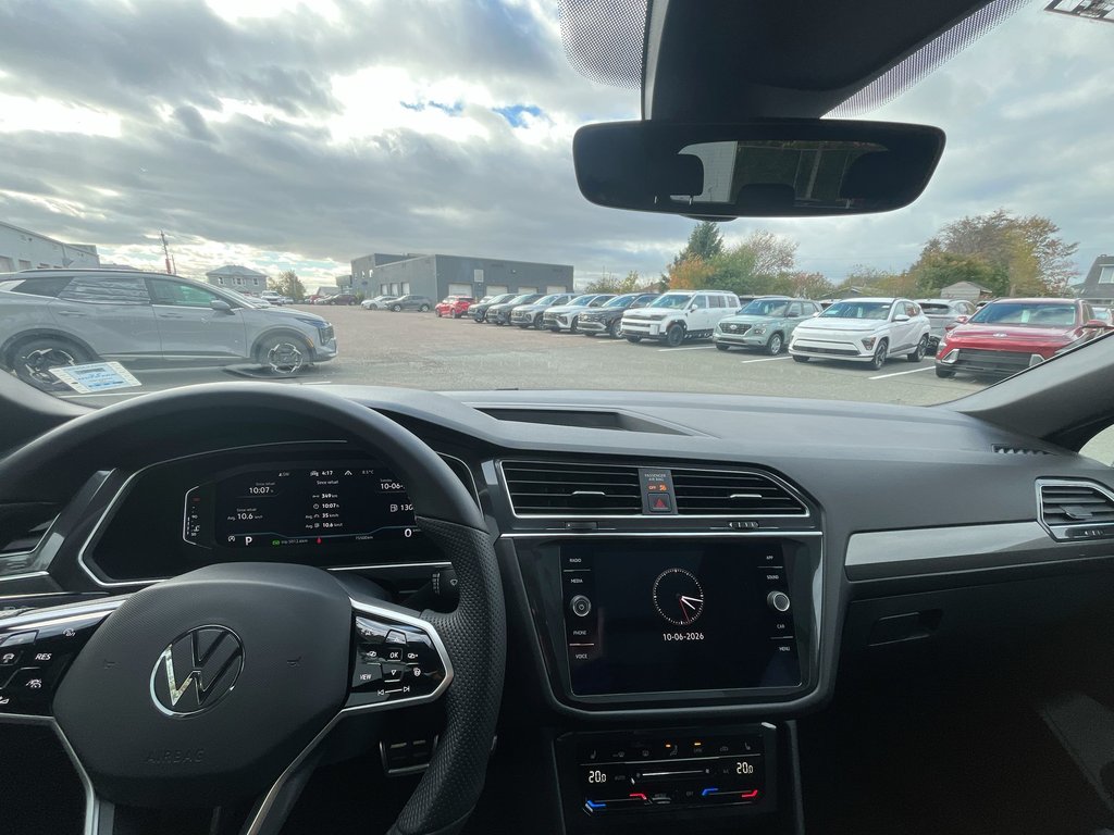 2022 Volkswagen Tiguan R-Line Black Edition | Leather | Roof | HtdSeats in Saint John, New Brunswick - 13 - w1024h768px