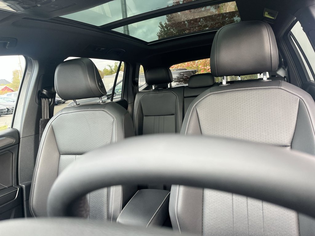2022 Volkswagen Tiguan R-Line Black Edition | Leather | Roof | HtdSeats in Saint John, New Brunswick - 12 - w1024h768px