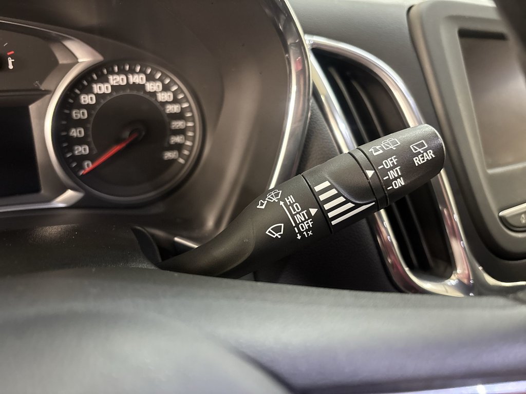 2020 Chevrolet Equinox LT in Saint John, New Brunswick - 48 - w1024h768px