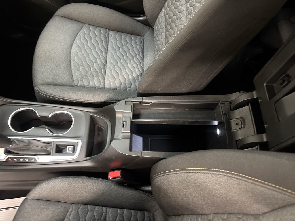 2020 Chevrolet Equinox LT in Saint John, New Brunswick - 50 - w1024h768px