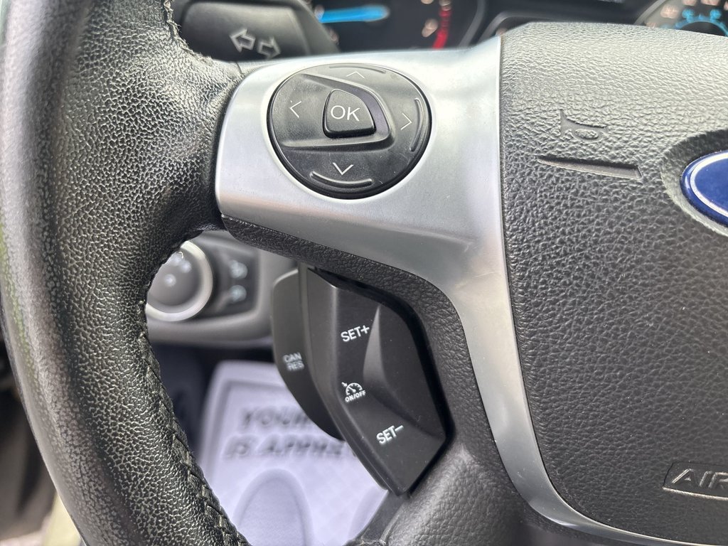 2013 Ford Escape SEL in Saint John, New Brunswick - 20 - w1024h768px