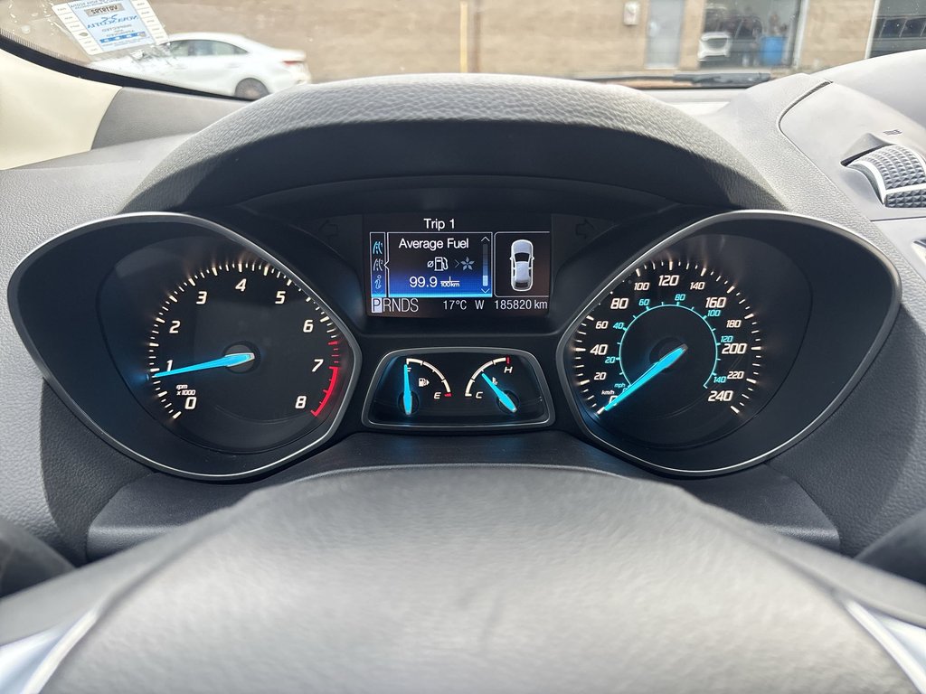 2013 Ford Escape SEL in Saint John, New Brunswick - 24 - w1024h768px